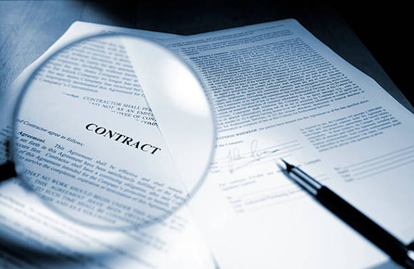 Signing up a real estate contract